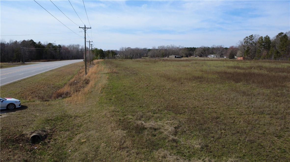 9901 Augusta Road Pelzer, SC 29669 - Photo 6 of 20