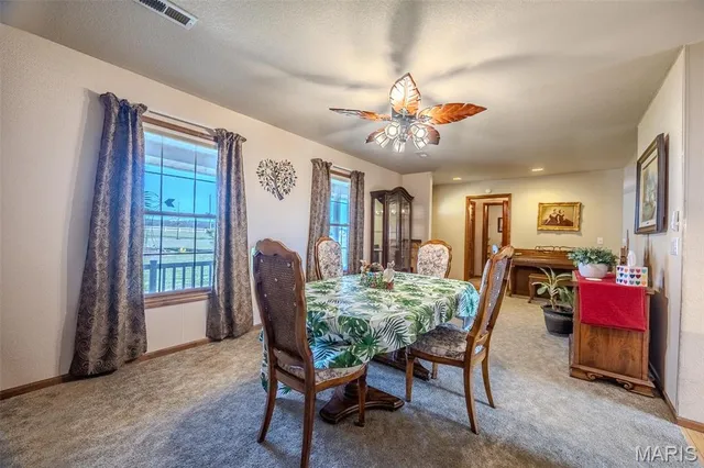 $599,000 | 23598 Falcon Road, Lebanon, MO 65536