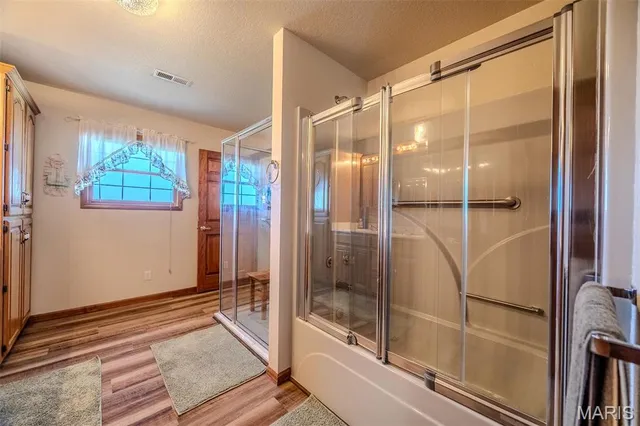 $599,000 | 23598 Falcon Road, Lebanon, MO 65536