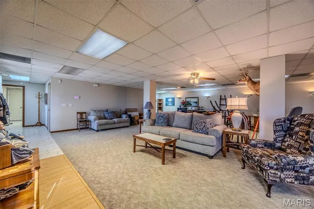 $599,000 | 23598 Falcon Road, Lebanon, MO 65536