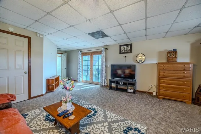 $599,000 | 23598 Falcon Road, Lebanon, MO 65536