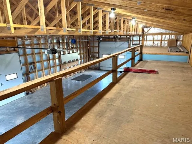 $599,000 | 23598 Falcon Road, Lebanon, MO 65536