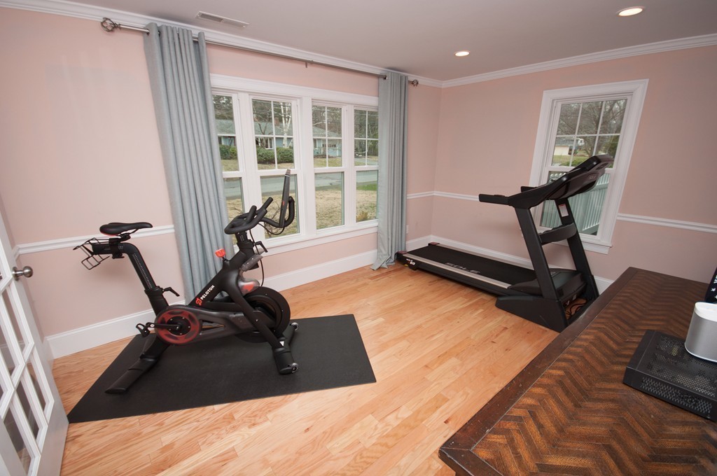 36 Brookdale Road Natick, MA 01760 - Photo 14 of 26 Gallery Image 14