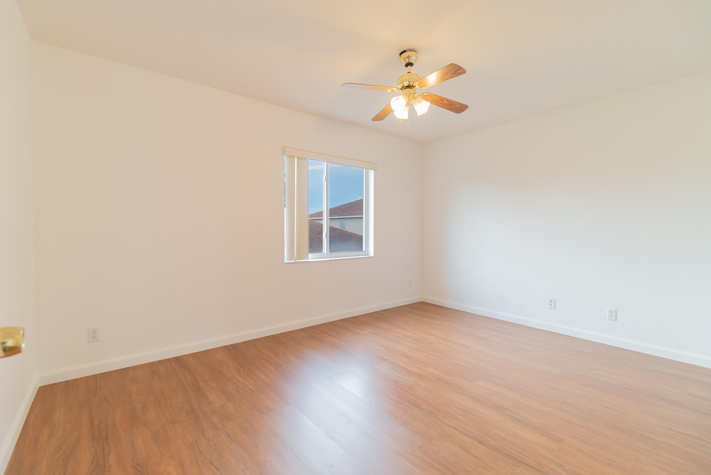 1232 Rose Gate Boulevard Riviera Beach, FL 33404 - Photo 17 of 23 15. Third Bedroom