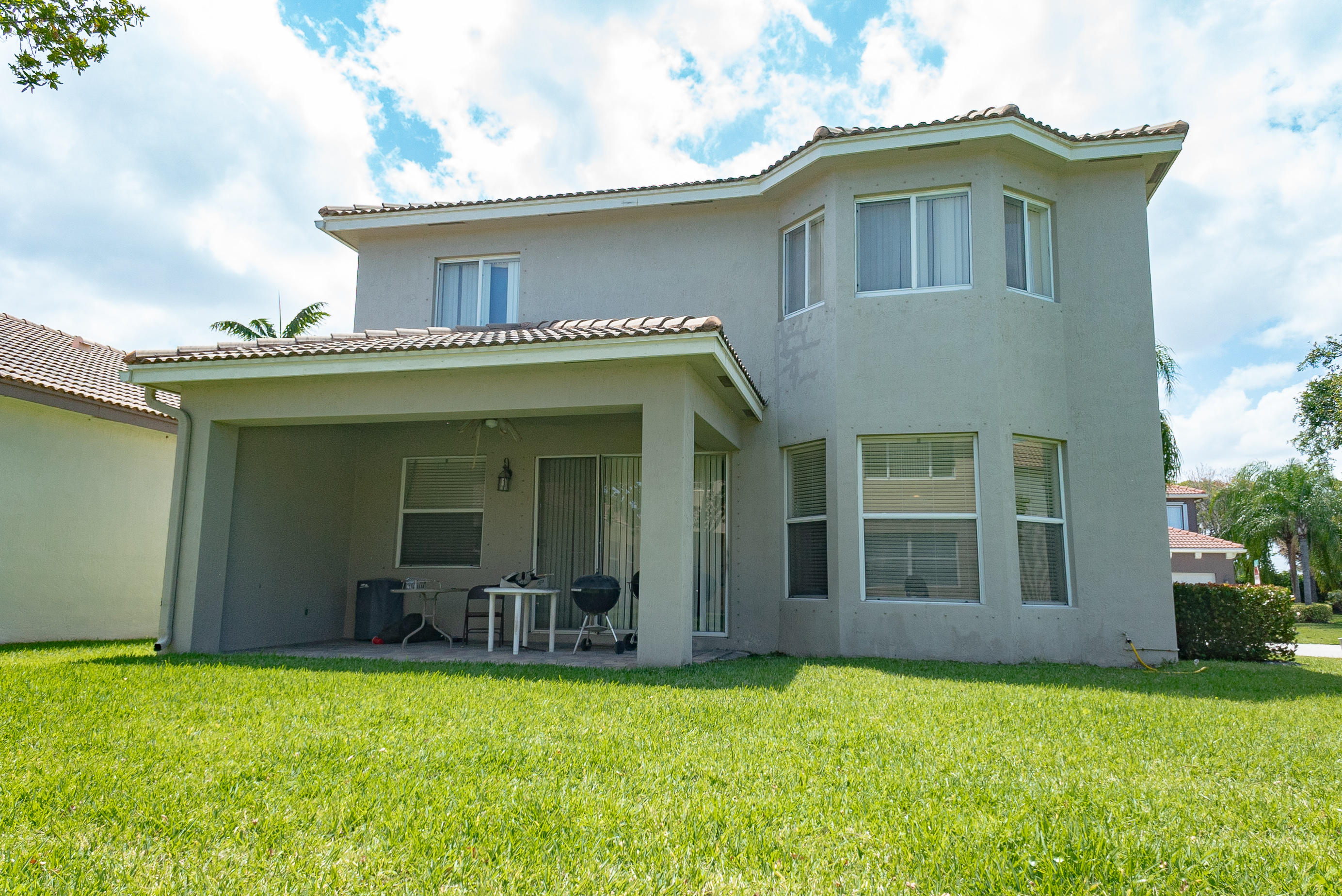 1232 Rose Gate Boulevard Riviera Beach, FL 33404 - Photo 2 of 23 22. Back of House