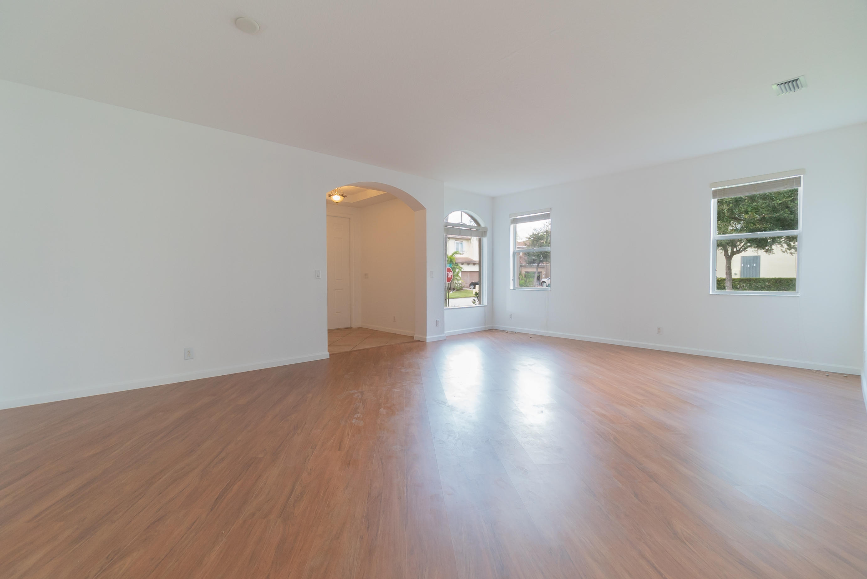 1232 Rose Gate Boulevard Riviera Beach, FL 33404 - Photo 5 of 23 3. Living Room 2
