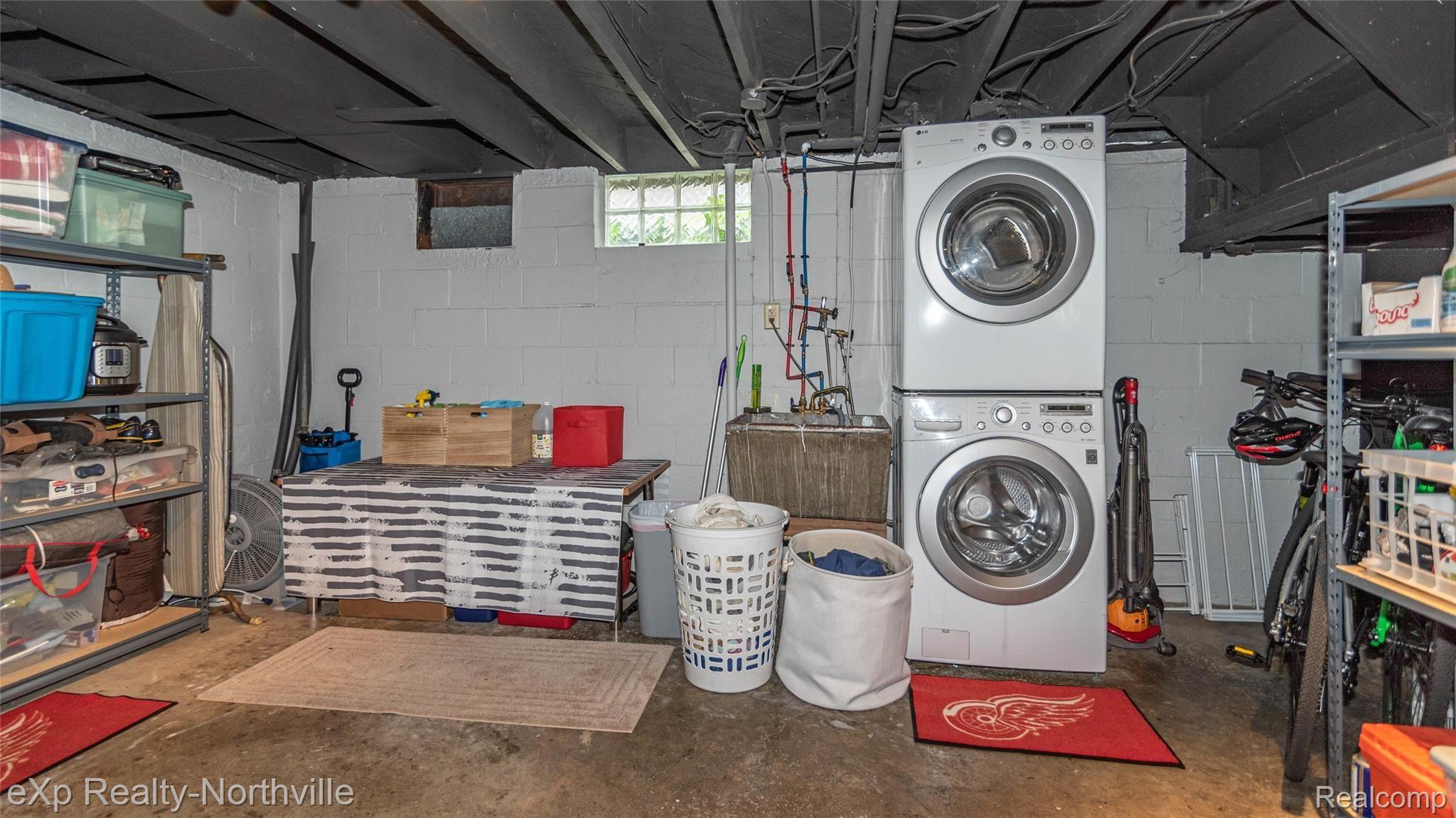 3260 Kenmore Road Berkley, MI 48072 - Photo 35 of 41 034_23.jpg