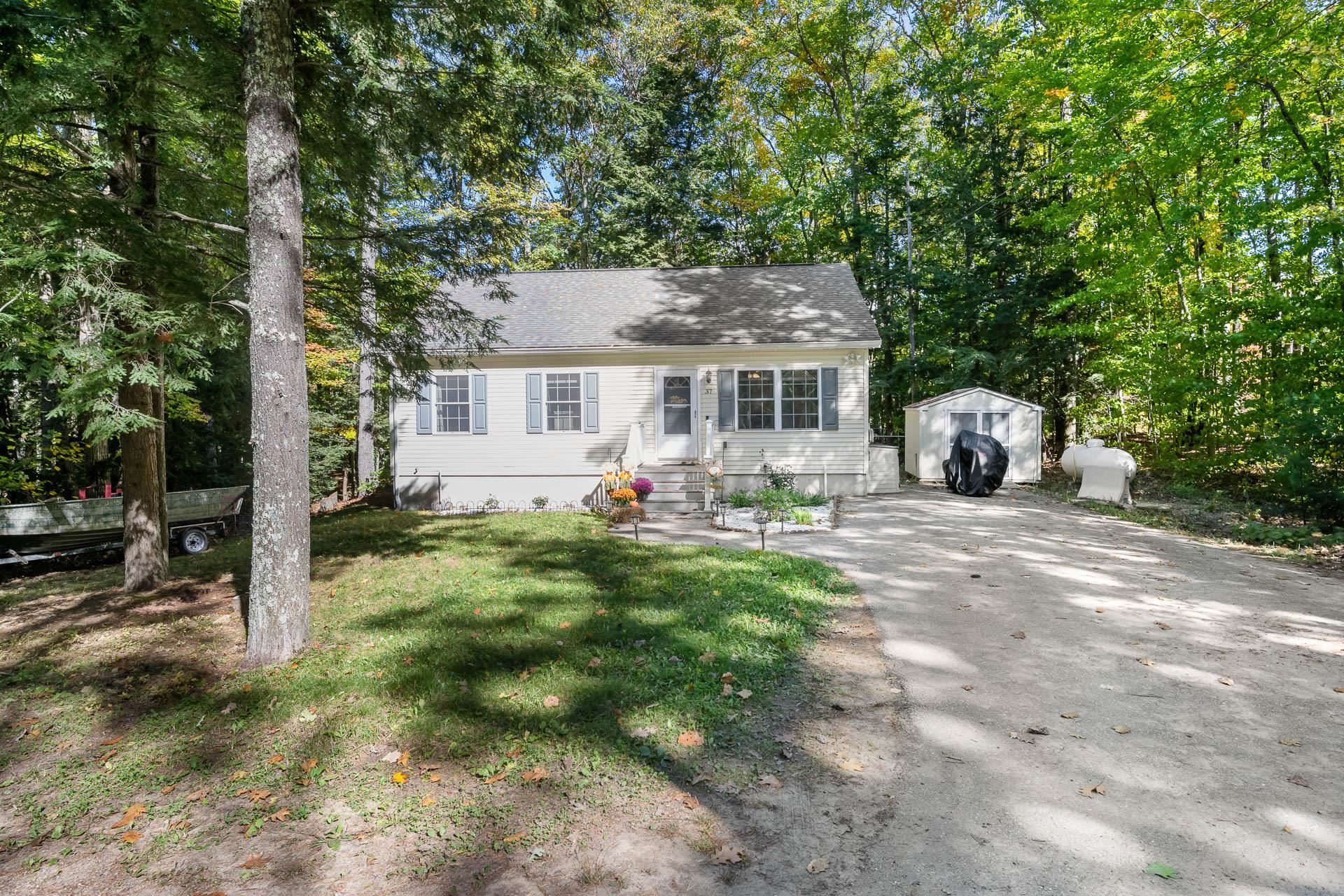 37 White Birch Road Barnstead, NH 03218 - Photo 1 of 22