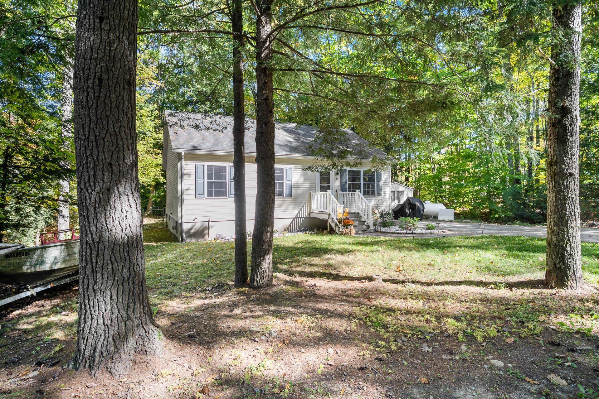 37 White Birch Road Barnstead, NH 03218 - Photo 2 of 22
