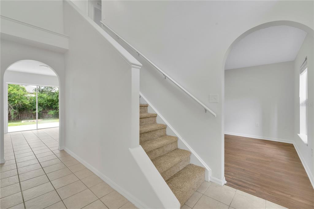 30131 Rattana Court Wesley Chapel, FL 33545 - Photo 3 of 27