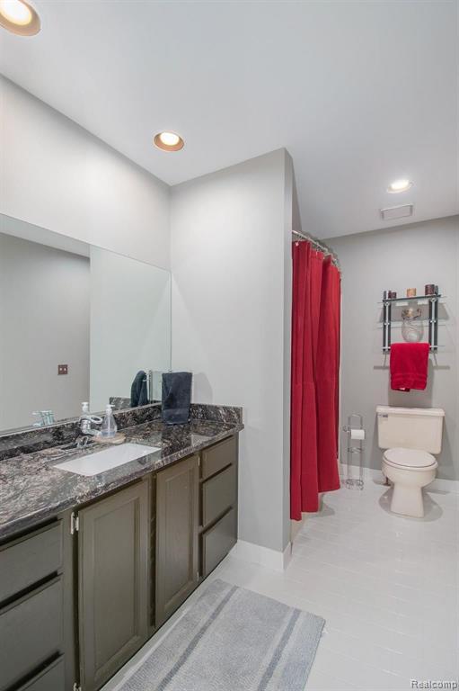 2191 London Bridge Drive Rochester Hills, MI 48307 - Photo 18 of 31
