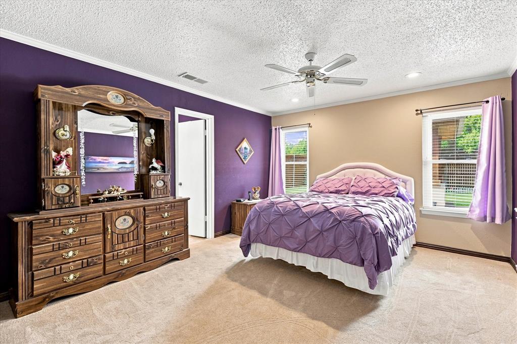 914 Reno Street Lewisville, TX 75077 - Photo 20 of 40 Gallery Image 20