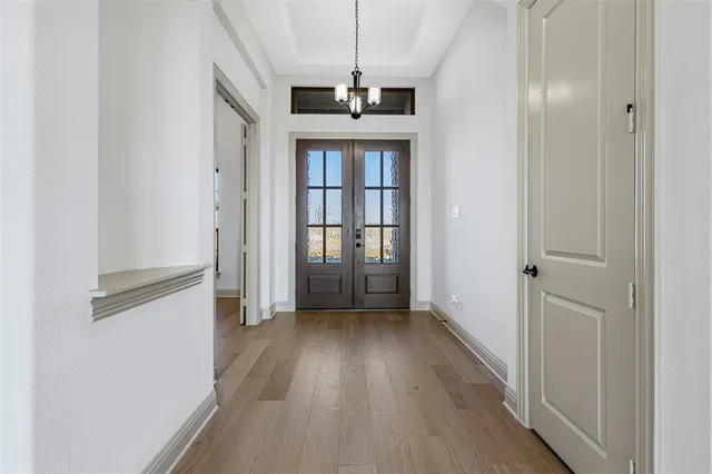 $709,900 | 117 Lila Lake Drive, Waxahachie, TX 75165