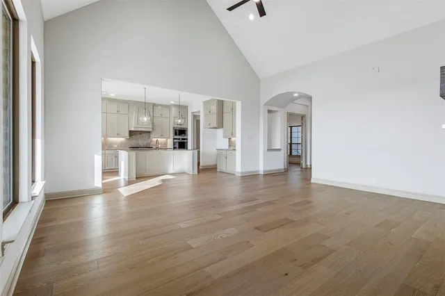 $709,900 | 117 Lila Lake Drive, Waxahachie, TX 75165