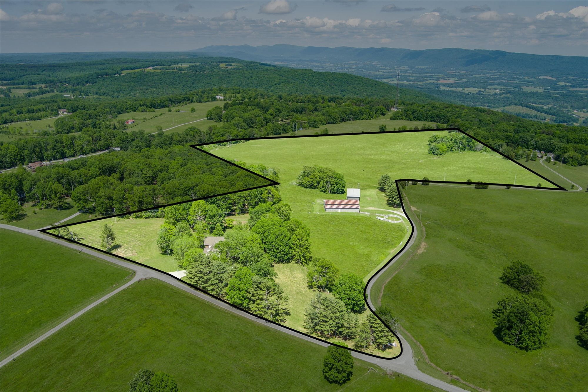 1465 Bob Sapp Road Pikeville, TN 37367 - Photo 3 of 60 Gallery Image 3