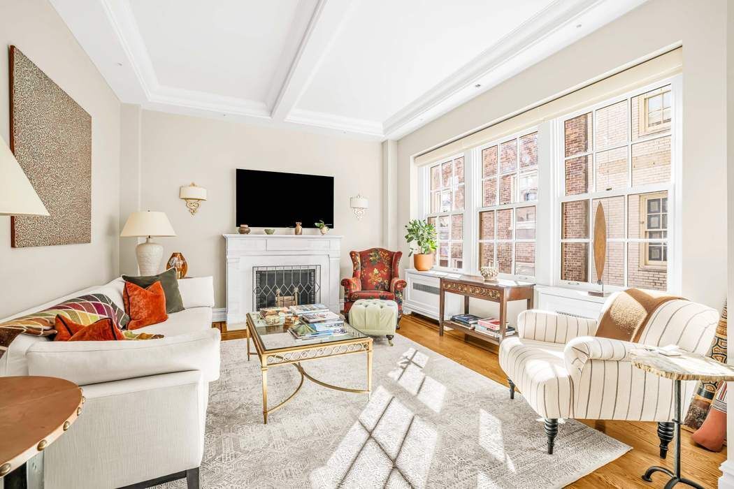 829 Park Avenue, Unit 7D Manhattan, NY 10021 - Photo 2 of 14