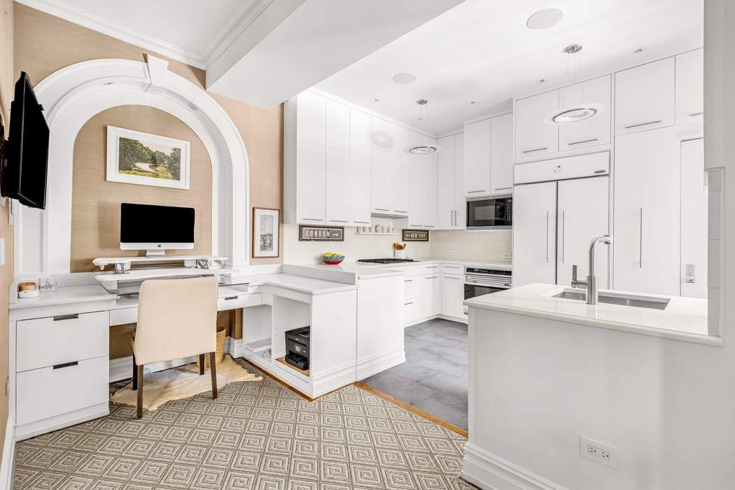 829 Park Avenue, Unit 7D Manhattan, NY 10021 - Photo 6 of 14