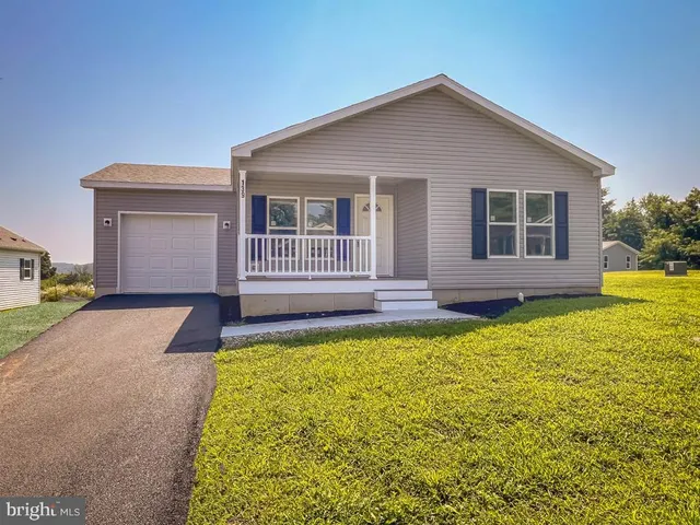 $285,900 | 139 Minch Road, Parkesburg, PA 19365