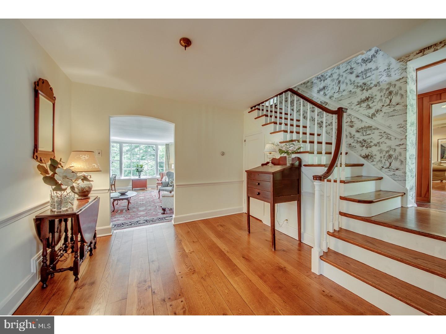 22 Conshohocken State Road Gladwyne, PA 19035 - Photo 3 of 24 Foyer
