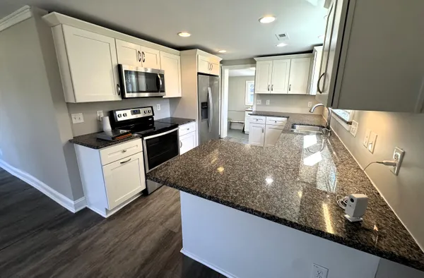 $3,150 | 775 Riverland Drive, Charleston, SC 29412