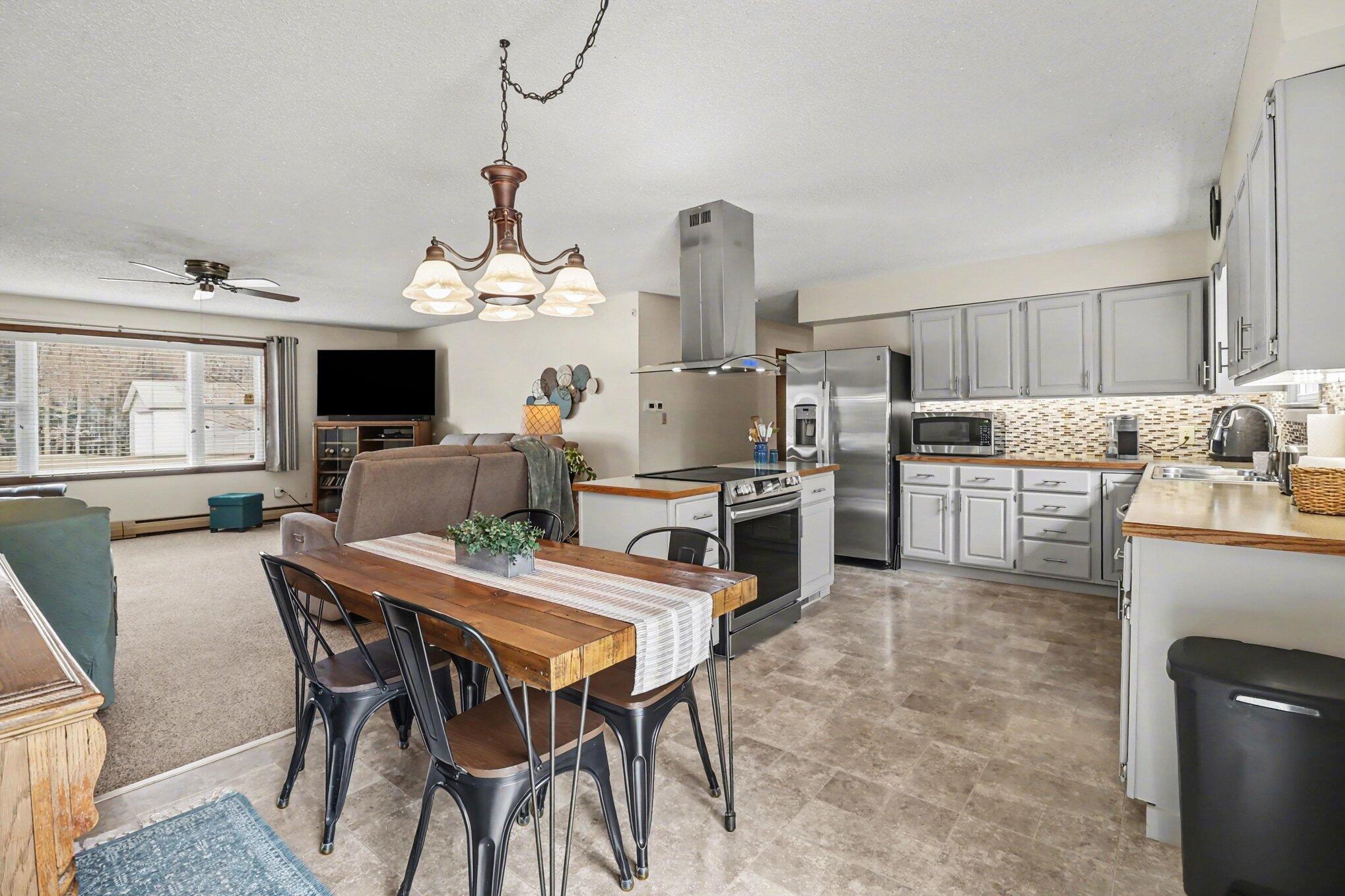 6335 Shagway Road Ludington, MI 49431 - Photo 12 of 36 009_file_4902