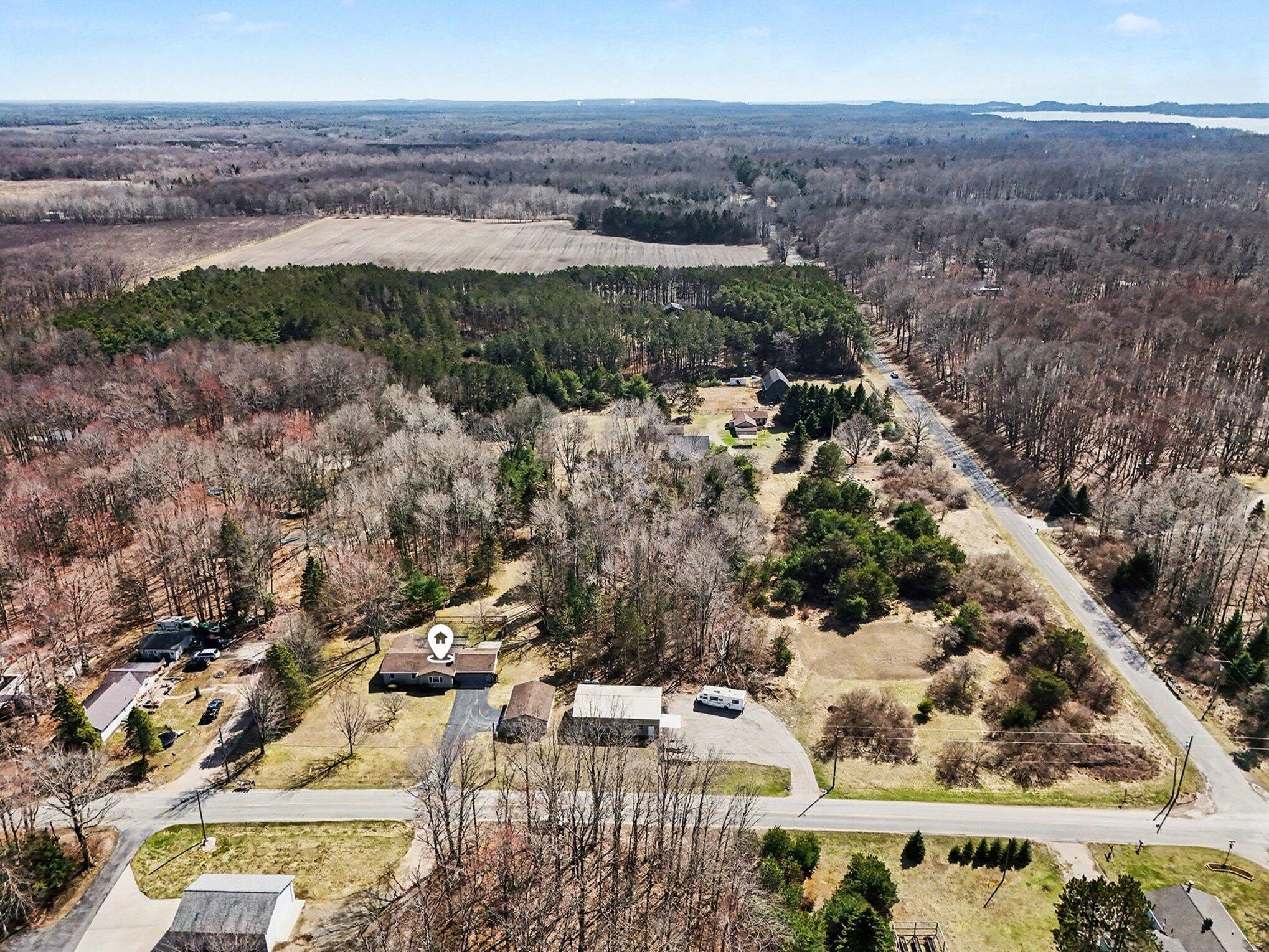 6335 Shagway Road Ludington, MI 49431 - Photo 33 of 36 035_file_5310