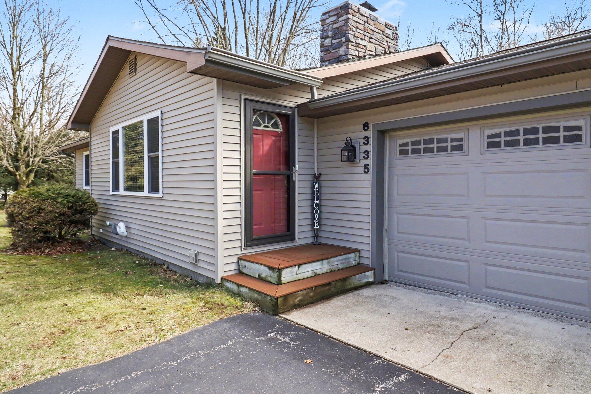 6335 Shagway Road Ludington, MI 49431 - Photo 7 of 36 004_file_5422