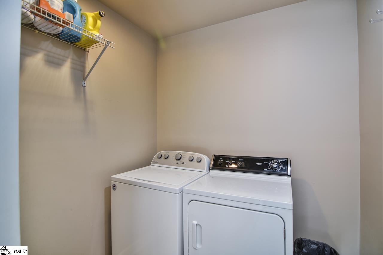 11 Altamont Forest Road Greenville, SC 29609 - Photo 17 of 35