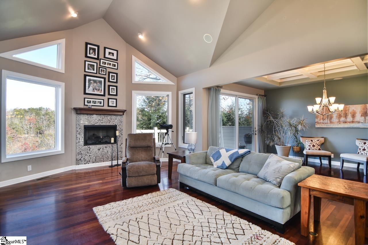 11 Altamont Forest Road Greenville, SC 29609 - Photo 4 of 35