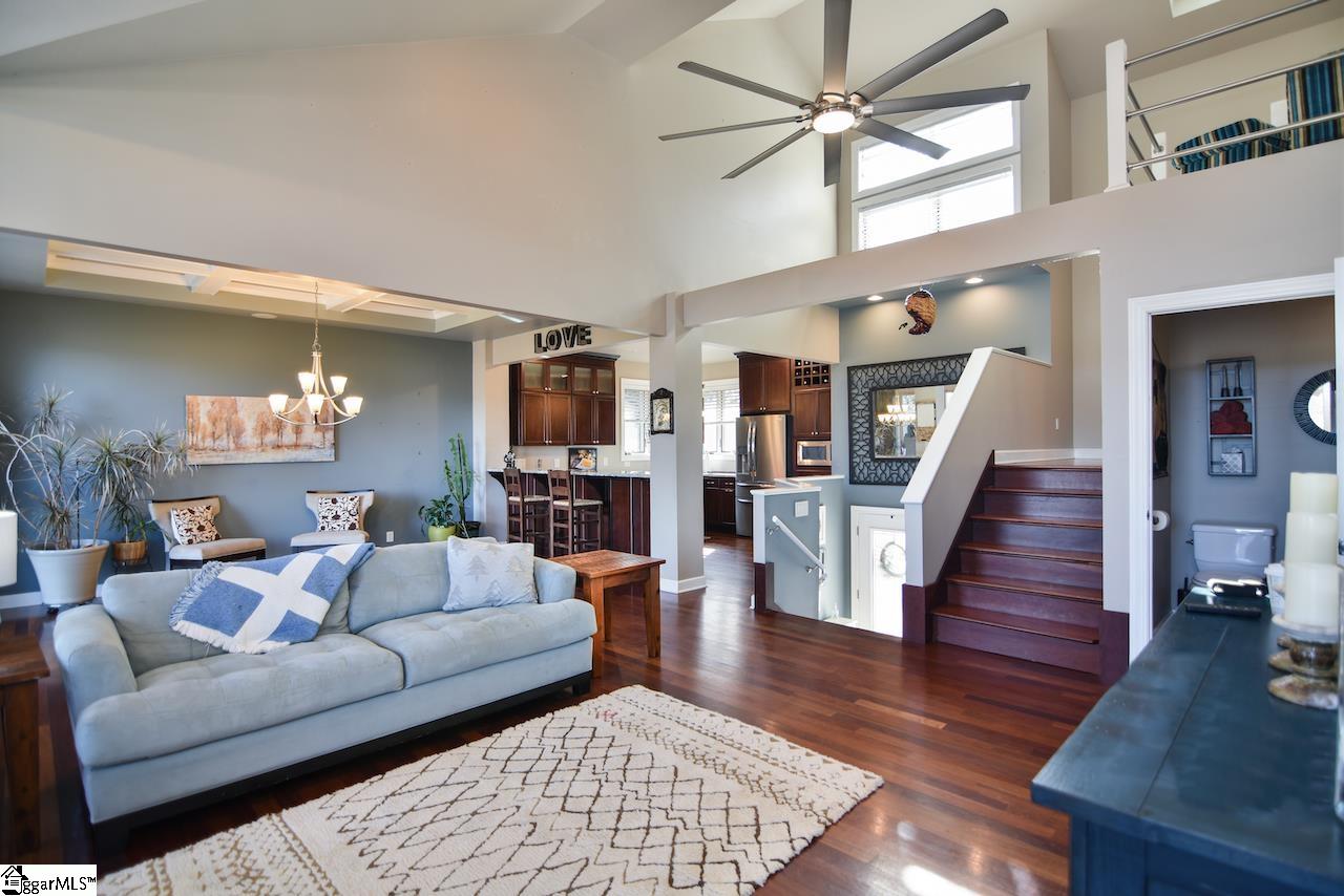 11 Altamont Forest Road Greenville, SC 29609 - Photo 5 of 35
