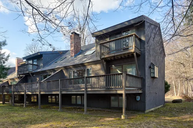 $1,800 | 17 Woodland Pines Road, Unit 17, Bartlett, NH 03845