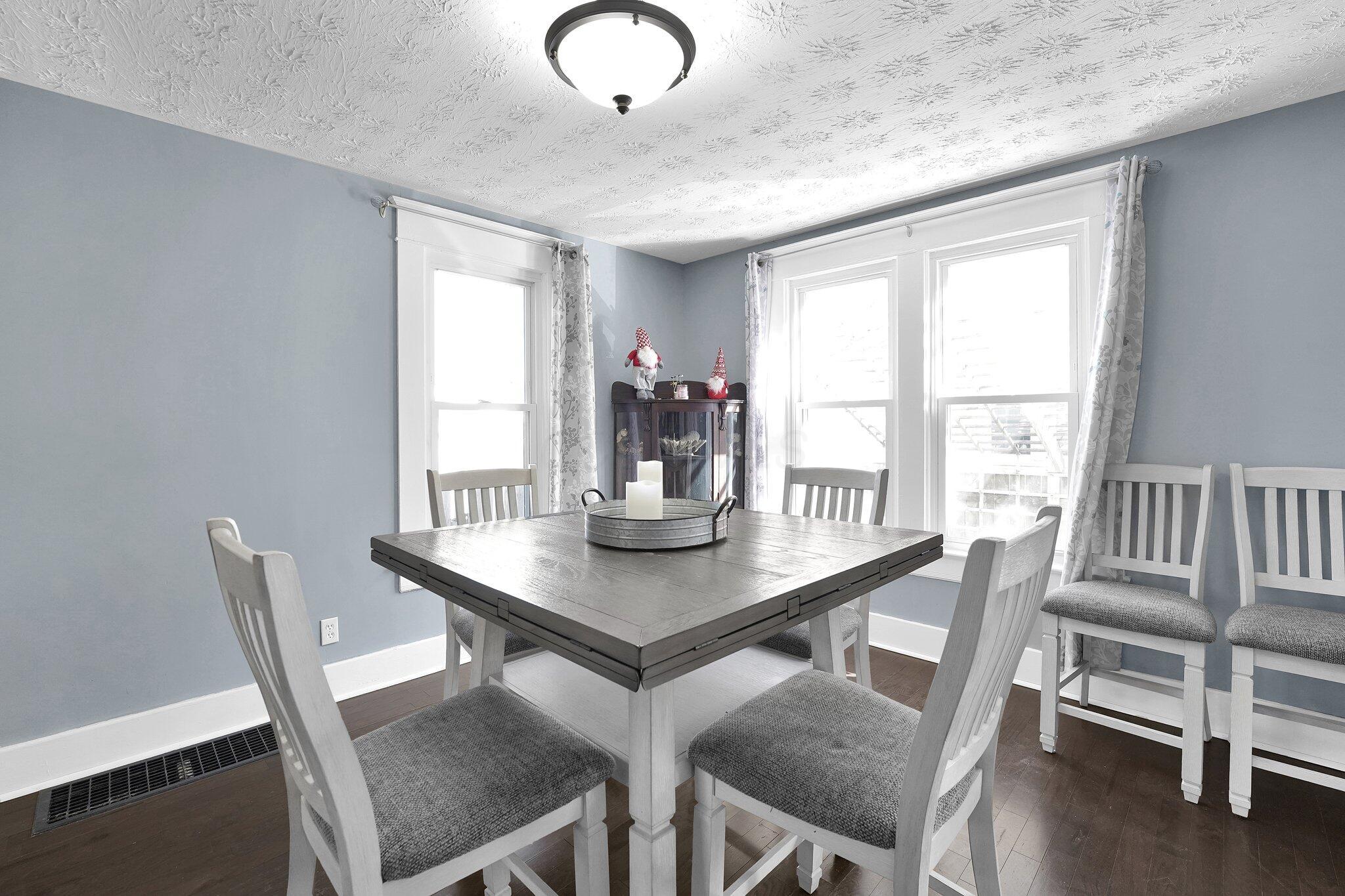 124 Hampton Place Springfield, OH 45504 - Photo 8 of 27 full dining room