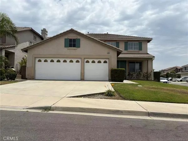 $3,900 | 5723 Diablo Place, Fontana, CA 92336