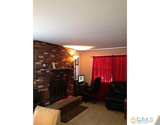 47 Piersoll Road Old Bridge, NJ 08857 - Photo 5 of 14 Gallery Image 5