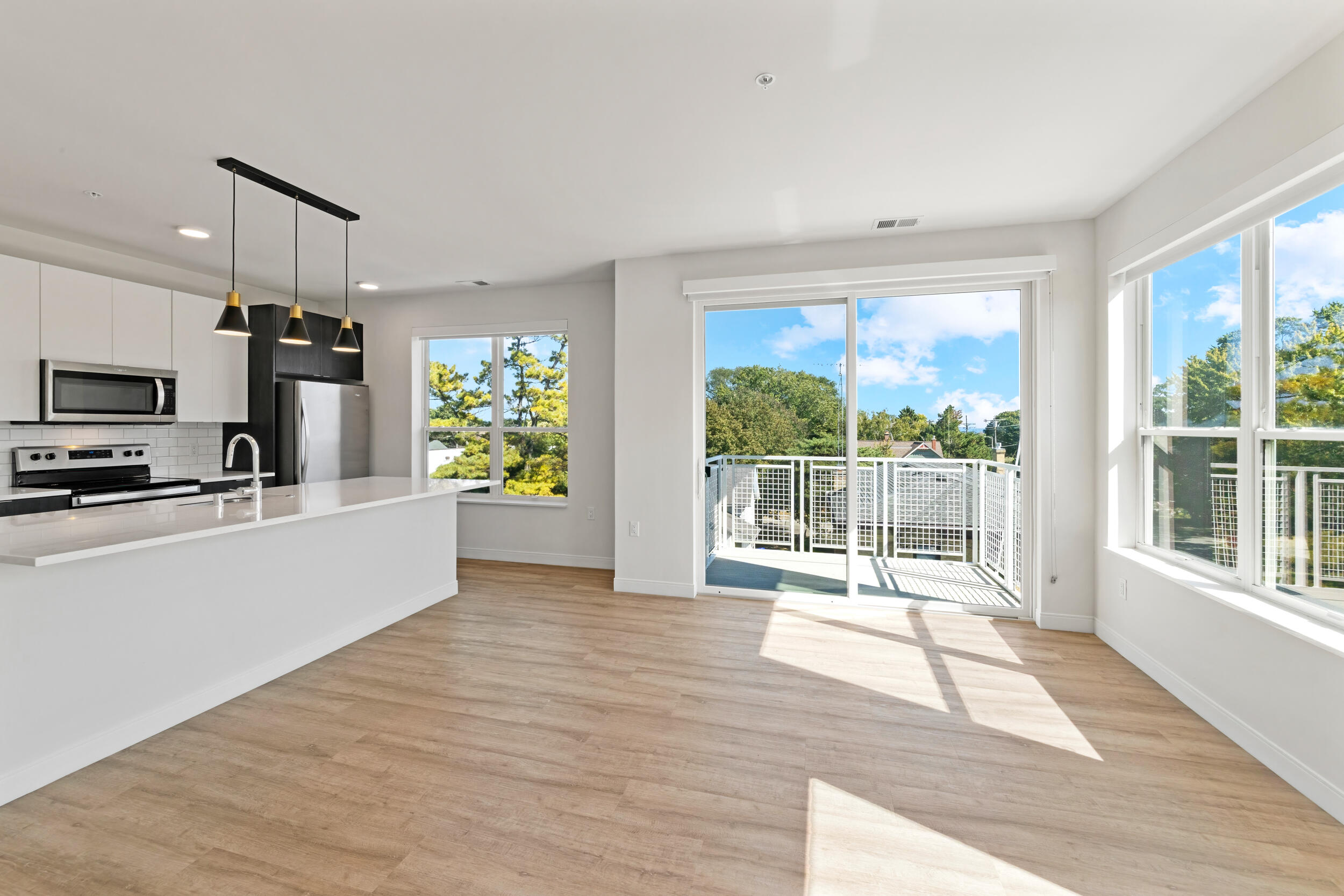 5945 6th Avenue, Unit 211 Kenosha, WI 53140 - Photo 6 of 27 IMG_0536