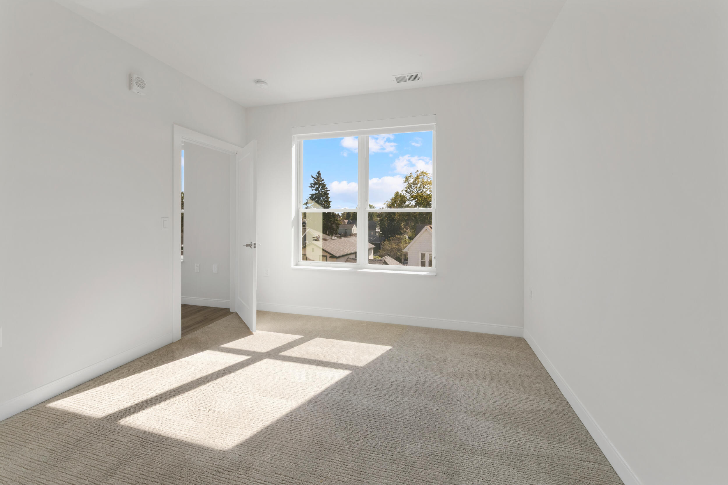 5945 6th Avenue, Unit 211 Kenosha, WI 53140 - Photo 8 of 27 IMG_0506