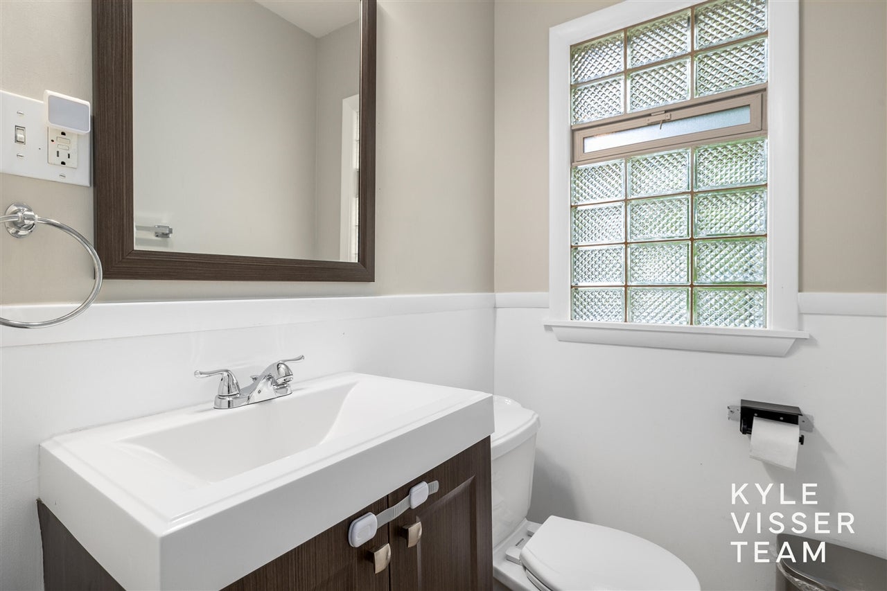 3030 Cascade Road Southeast East Grand Rapids, MI 49506 - Photo 16 of 53 Gallery Image 16