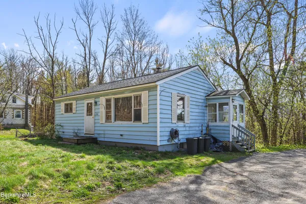 $159,900 | 798 Mohawk Trail, North Adams, MA 01247