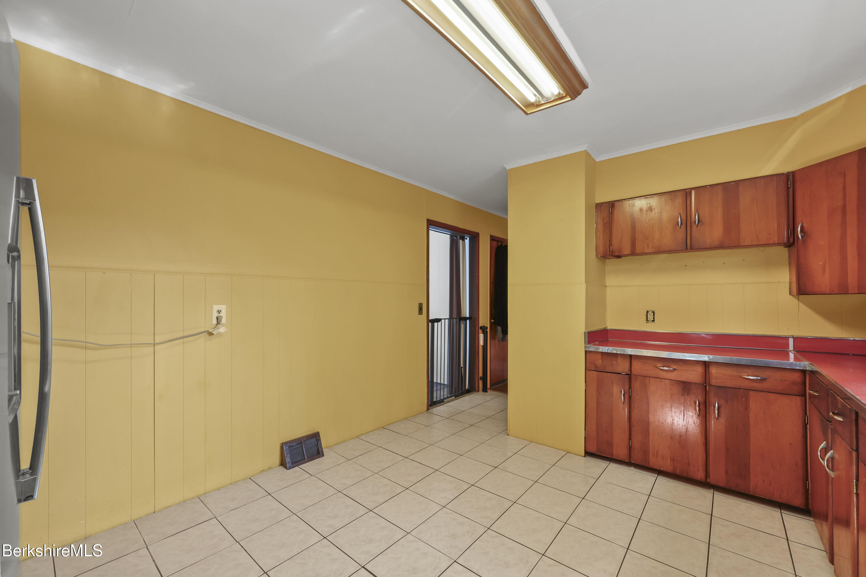 798 Mohawk Trail North Adams, MA 01247 - Photo 4 of 15 Kitchen