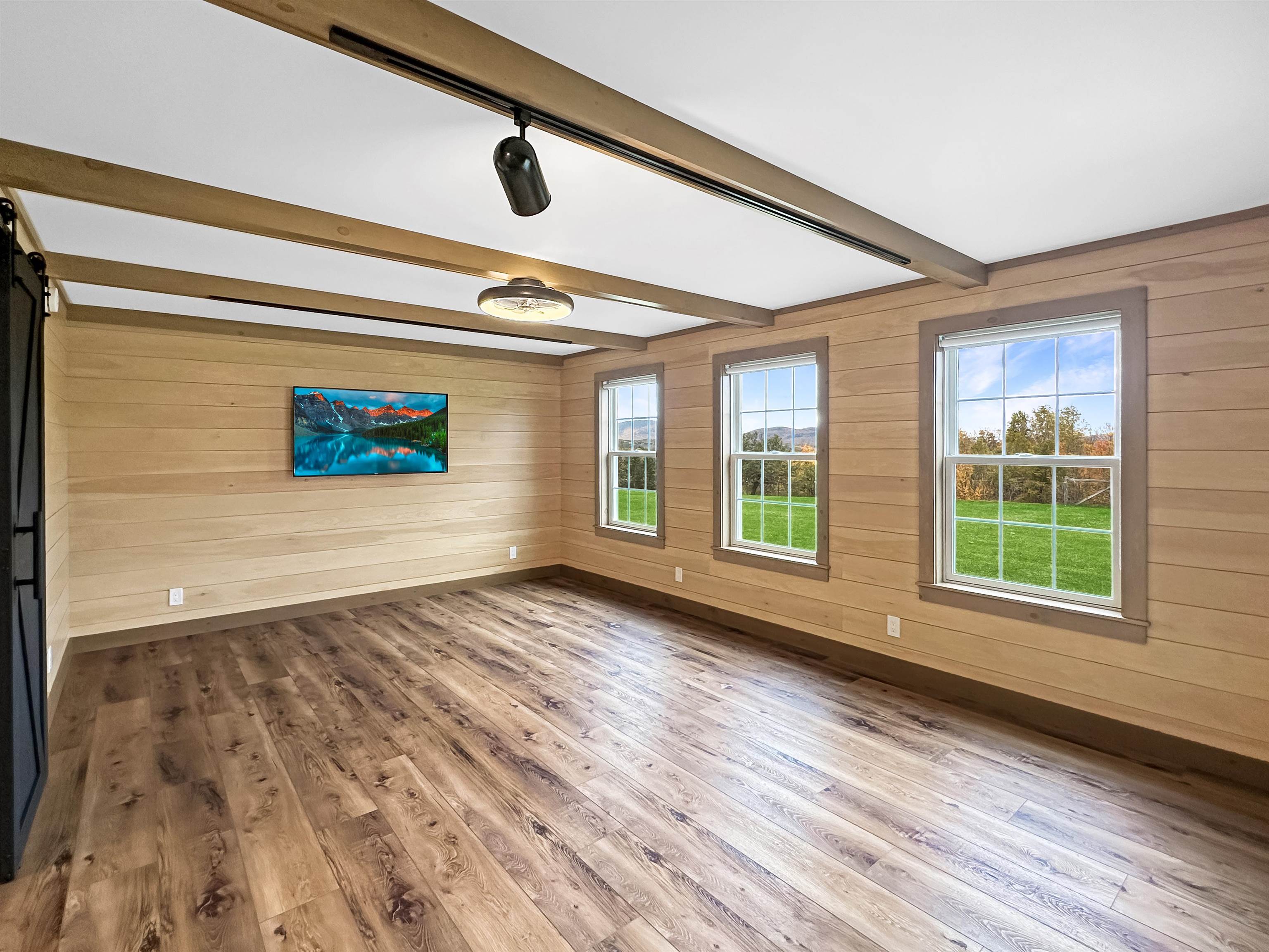 386 South Hill Road Colebrook, NH 03576 - Photo 14 of 60