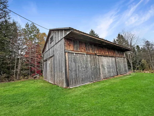 $895,000 | 386 South Hill Road, Colebrook, NH 03576
