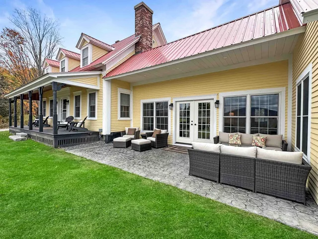 $895,000 | 386 South Hill Road, Colebrook, NH 03576