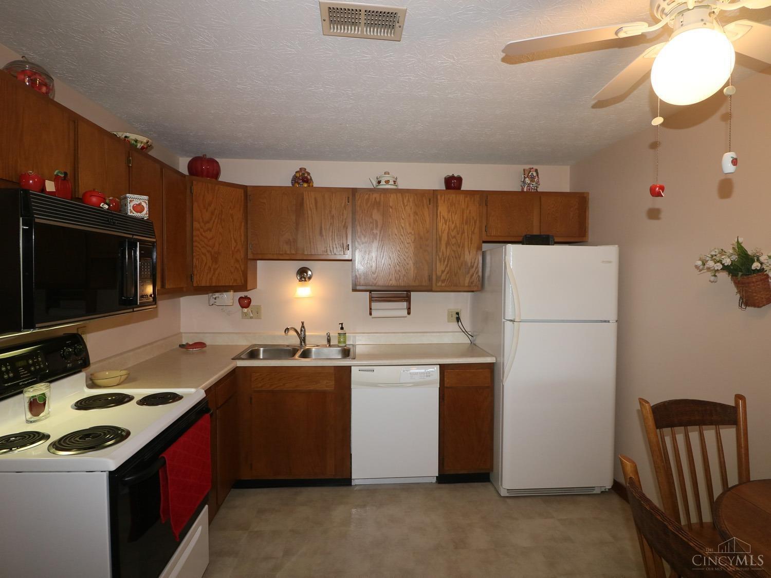 541 Davis Road, Unit 7 Cincinnati, OH 45255 - Photo 10 of 30 Gallery Image 10