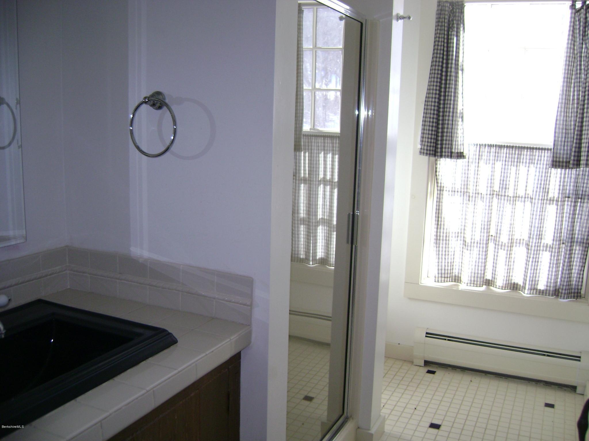 2540 Mason Hill Road Pownal, VT 05261 - Photo 12 of 38 012