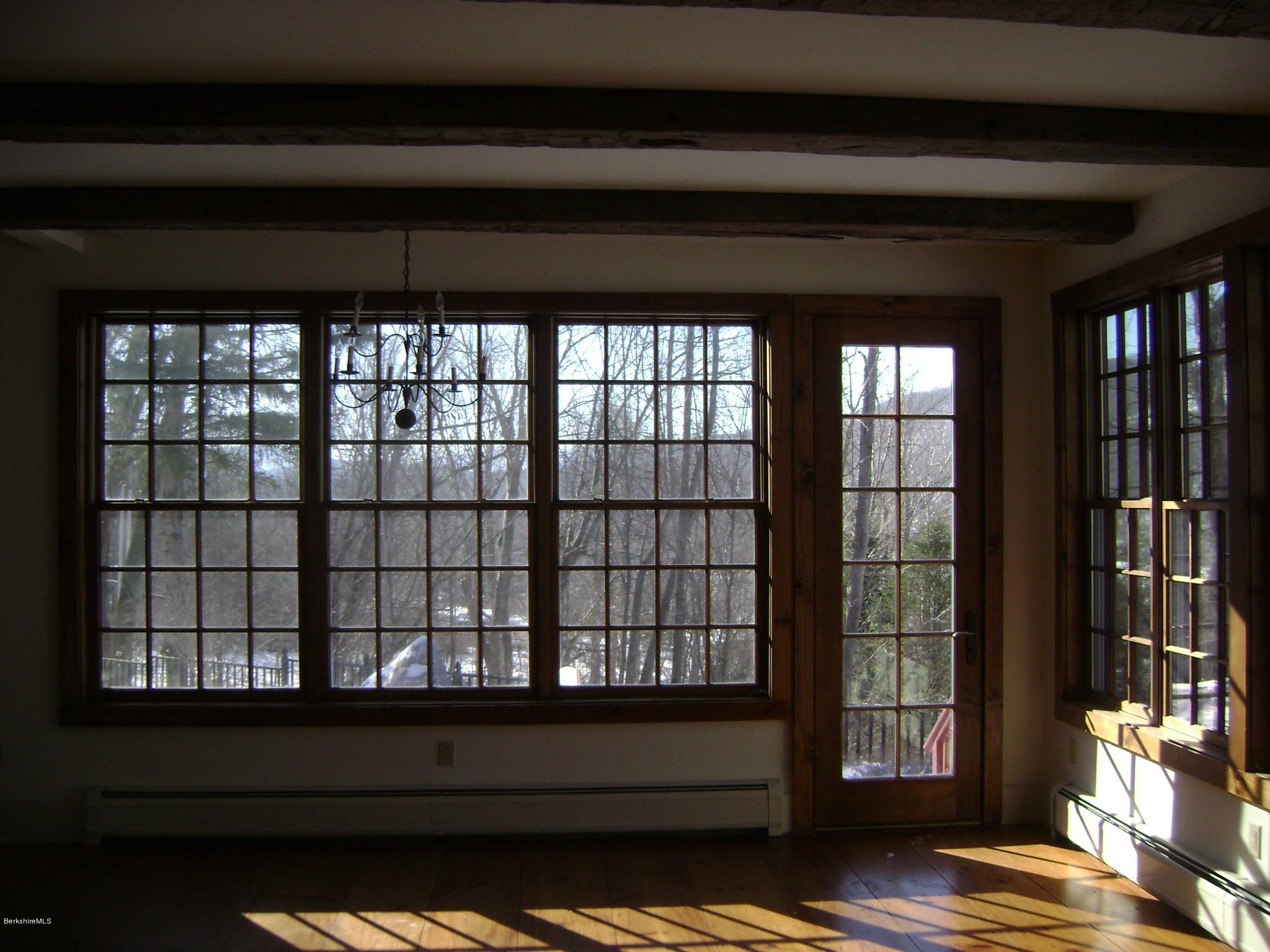 2540 Mason Hill Road Pownal, VT 05261 - Photo 6 of 38 005