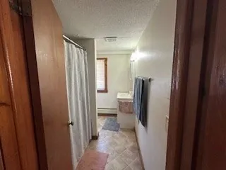 $1,975 | 421-423 North East Street, Unit 2, Amherst, MA 01002