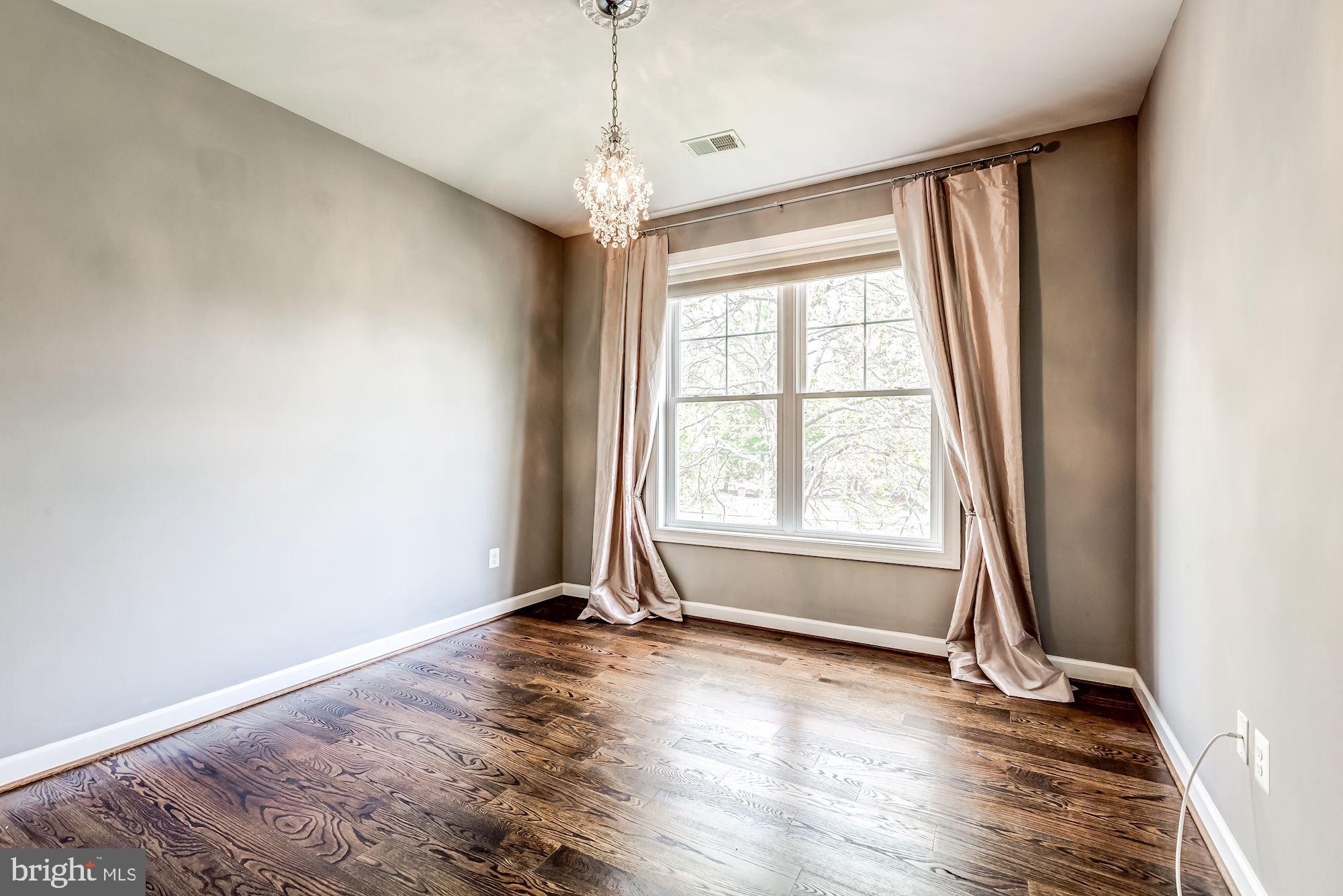 503 Ware Street Southwest Vienna, VA 22180 - Photo 37 of 59 Gallery Image 37