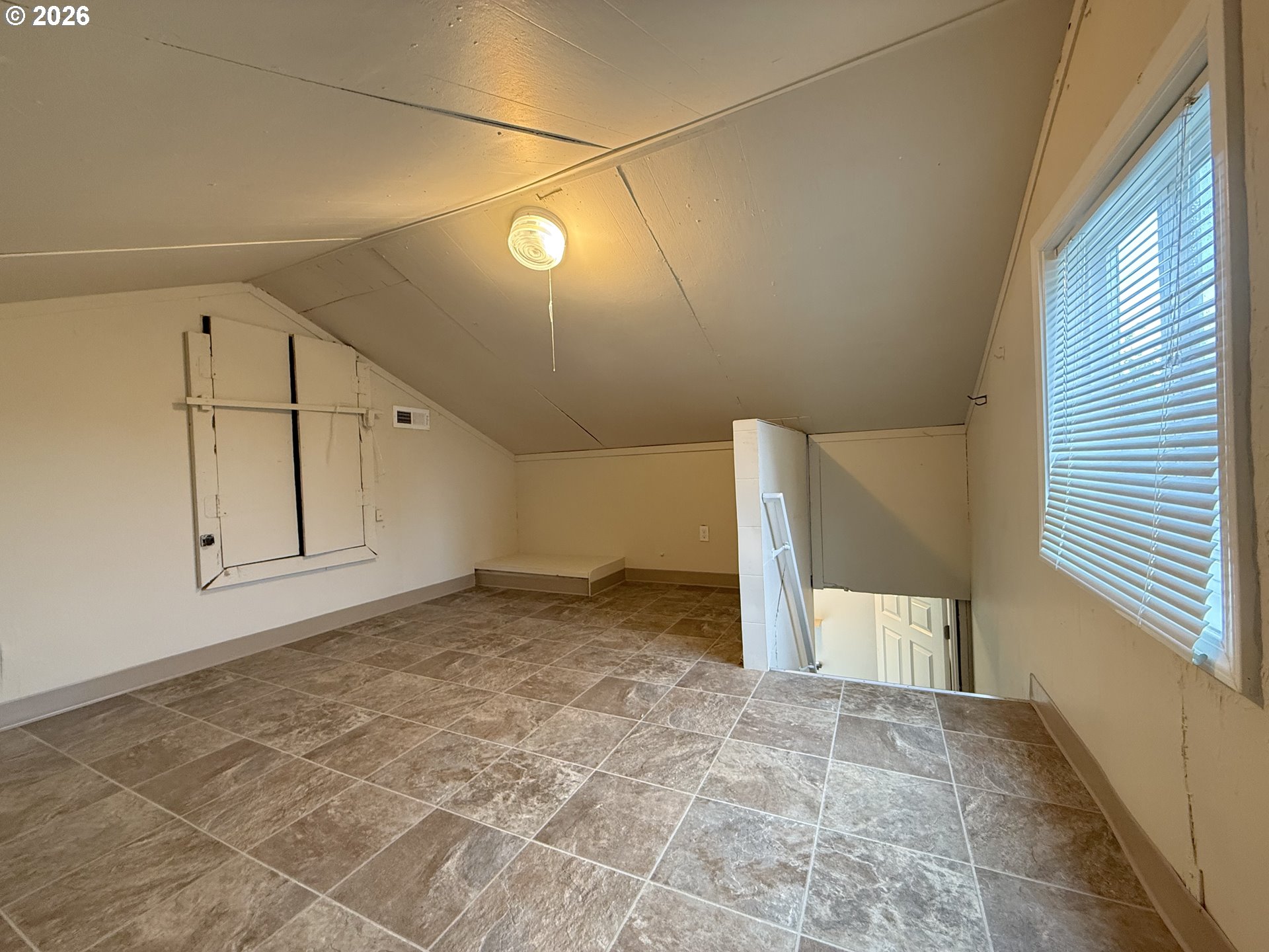 250 44th Street Springfield, OR 97478 - Photo 22 of 26 Bonus Room