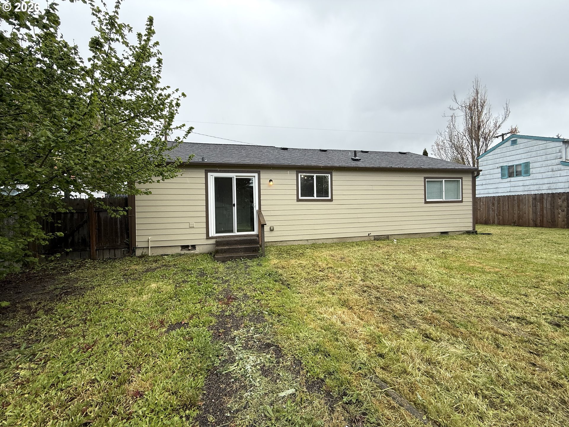 250 44th Street Springfield, OR 97478 - Photo 24 of 26 Backyard