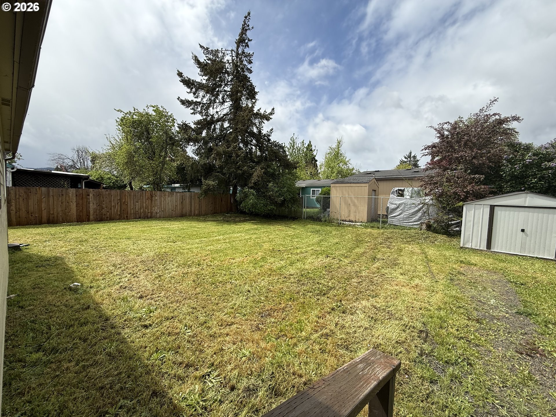 250 44th Street Springfield, OR 97478 - Photo 25 of 26 Backyard